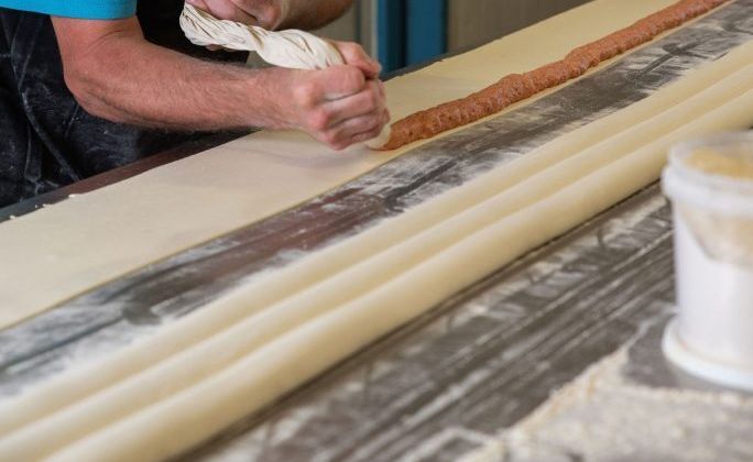 Cover image for The Ultimate Guide to Finding the Best Continental Rolls Near Me