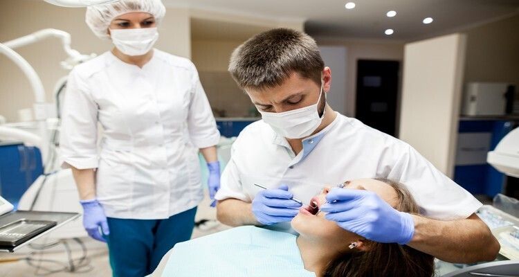 Cover image for Root Canal Specialist: What to Know Before Choosing an Endodontist